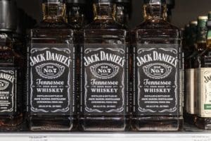 Aangepaste geschiedenis van Jack Daniels 300x200 1 - Wat je niet wilt missen - Plezier