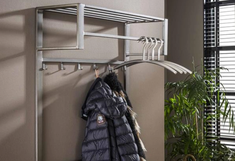 kapstok van industrieelinhuis